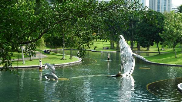 The Central Park of the Kuala Lumpur City Centre (KLCC)shortly before he died. Photo credit: Dr. Francis Ng,