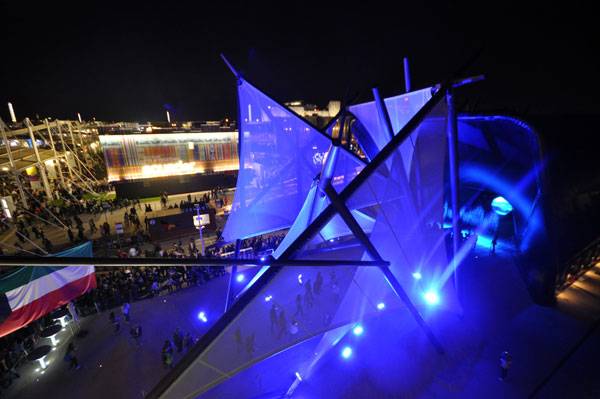 Stunning Lighting Display at the Kuwait Pavilion. Photo credit: Win Phyo