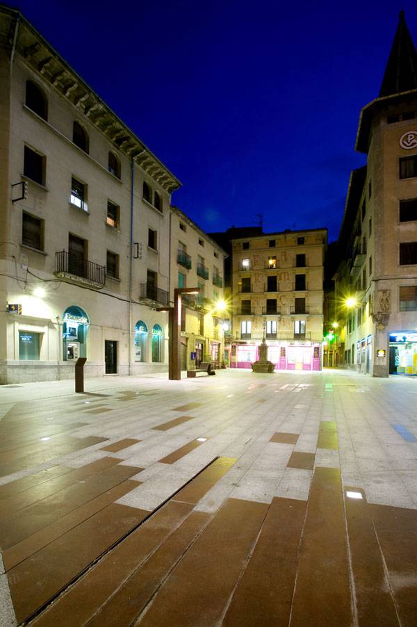 Urbanization of Historical Downtown. Photo credit: Jordi Comas