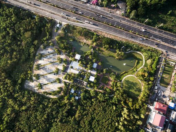Ming Mongkol Green Park. Image courtesy of  Landscape Architects 49 Limited