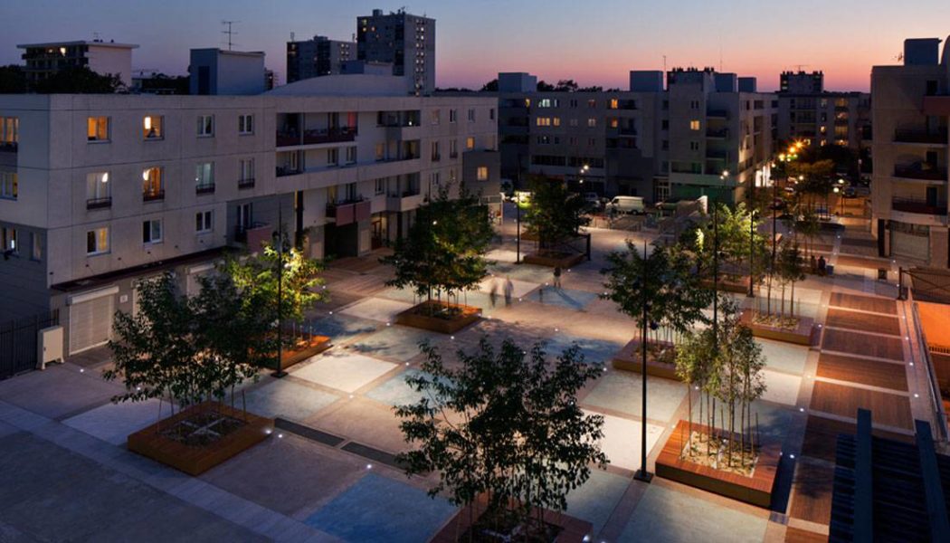 Place des Droits de l’Homme Vibrant Plaza