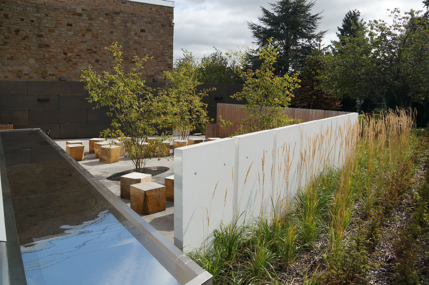 HCA Hub – Exhibition Space & Water Feature
