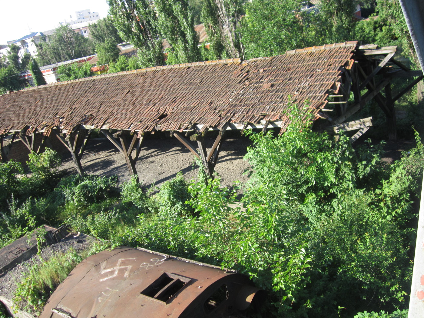 Abandoned railway facilities