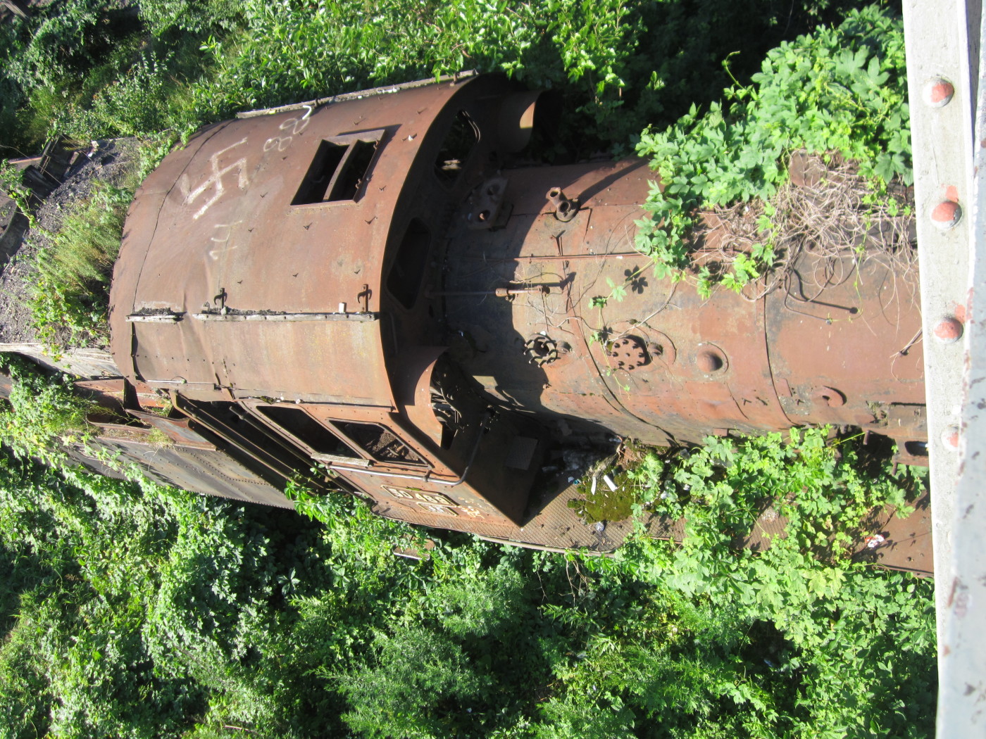 The site abounds in railway relics such as the one in image. Unfortunately, these industrial ruins  are left in a state of desertion.